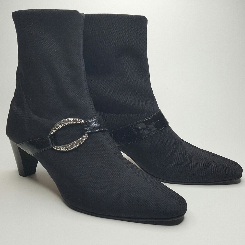 Brighton Tune Black Slip on Ankle Boots 9.5 M